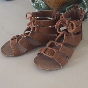 Girls Lace-Up Gladiator sandals